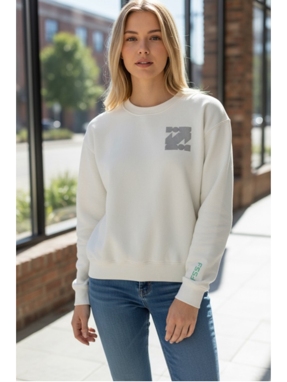 Camp High Collab a16zcrypto Off-White Crewneck Sweatshirt Women’s Small
